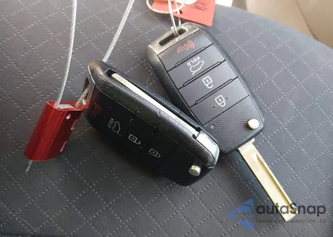 2019 Kia Sorento 2.4L L z USA, uszkodzony, nr VIN 5XYPG4A35KG610984